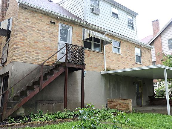 2nd image of 2611 Montana Ave