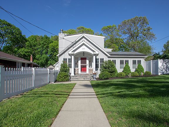 2nd image of 149 Adirondack Dr