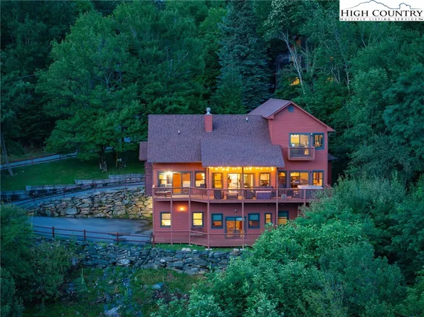 101 Woodland Road, Beech Mountain, NC 28604