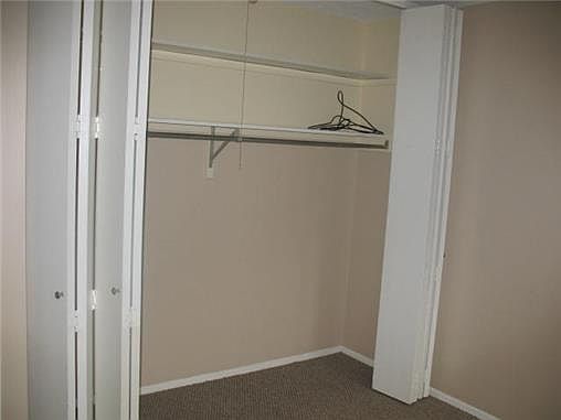 5th image of 8328 Grandview Ln