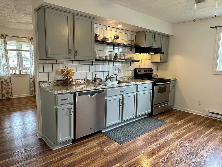 2246 Kirby Rd #3 — Photo 1