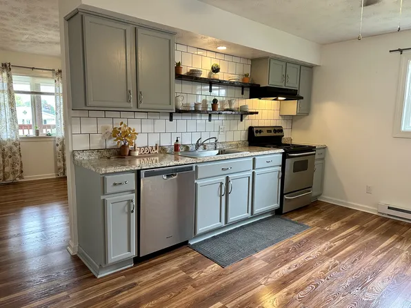 2246 Kirby Rd #3, Milton, WV 25541