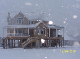 100 Scoggin Ct, Coinjock, NC 27923