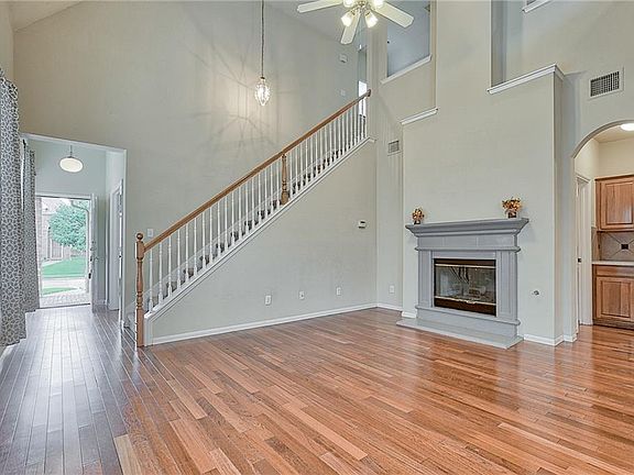 4th image of 518 Archer Dr
