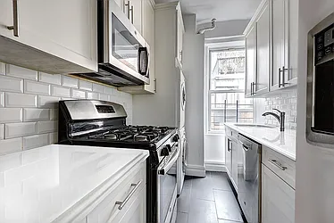 Rented by Rita S Citrin, LREB
