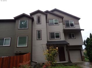 233 NE 160th Ave, Portland, OR 97230