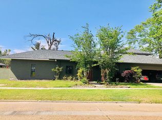 639 9th St, Lake Charles, LA 70601