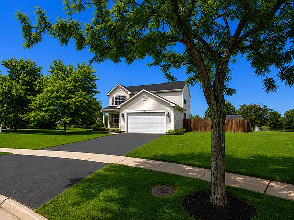 3rd image of 1535 Cambria Ct
