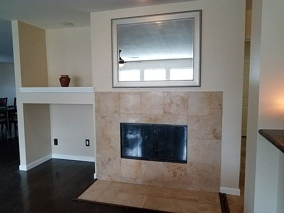 5th image of 1458 Mission Hills Ln