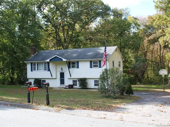 29 North Wawecus Hill Road, Norwich, CT 06360