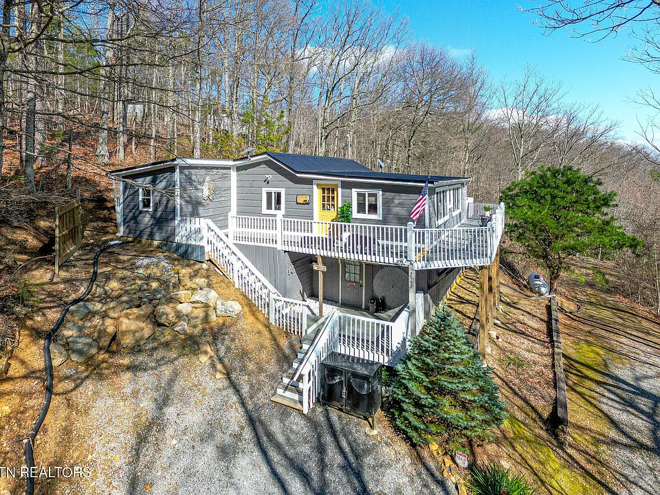 1st image of 2592 Bluff Mountain Rd