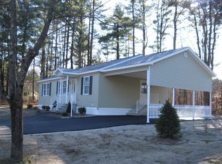 5 Marina Dr, Nashua, NH 03062