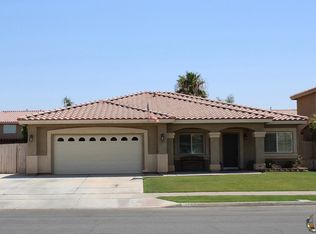 1727 Farmer Dr, El Centro, CA 92243