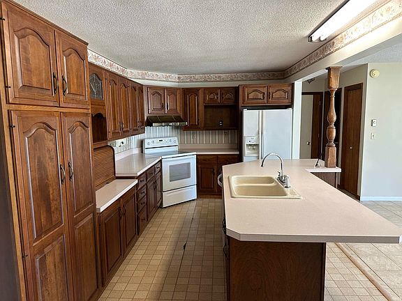 5th image of 4705 W Shirley Ln