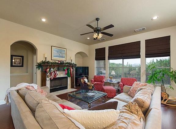 4th image of 16125 Zagros Way