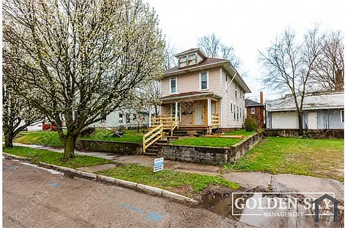 219 E Willard St Photo 1
