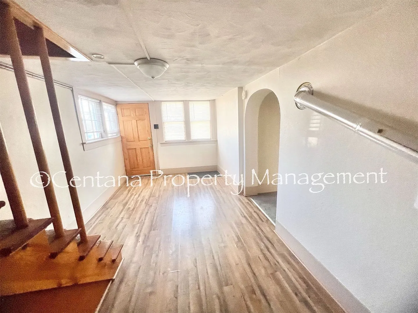 Quaint 2-bedroom cottage located in uptown Butte! — Photo 4