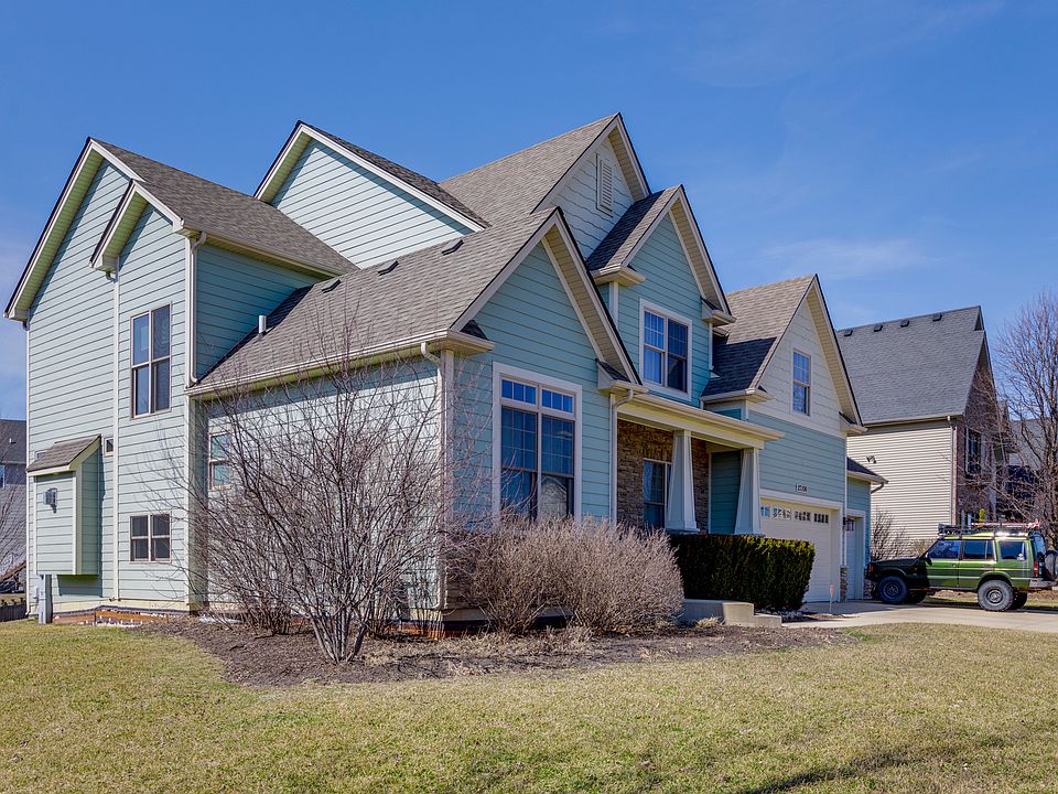 1st image of 27106 Thornwood Blvd