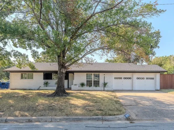 6716 Monterrey Dr, Fort Worth, TX 76112
