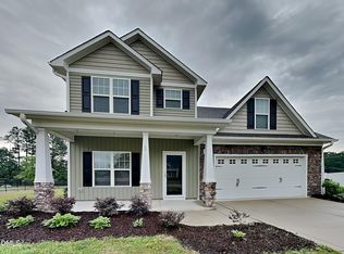 182 Rolling Oaks Ln, Benson, NC 27504
