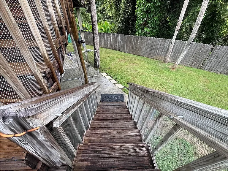 6560 Timberlane Rd — Photo 12