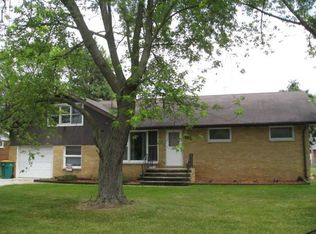 6735 Jefferson St, Merrillville, IN 46410