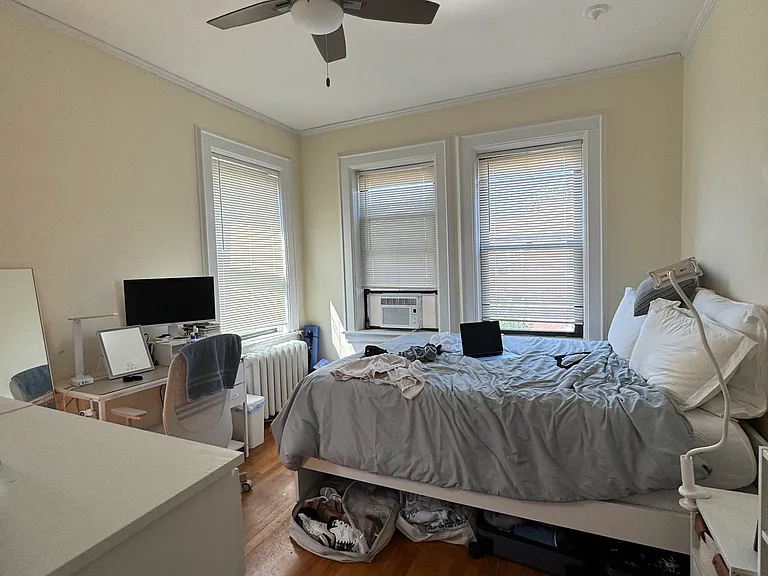21 Park Vale Ave #11T — Photo 23