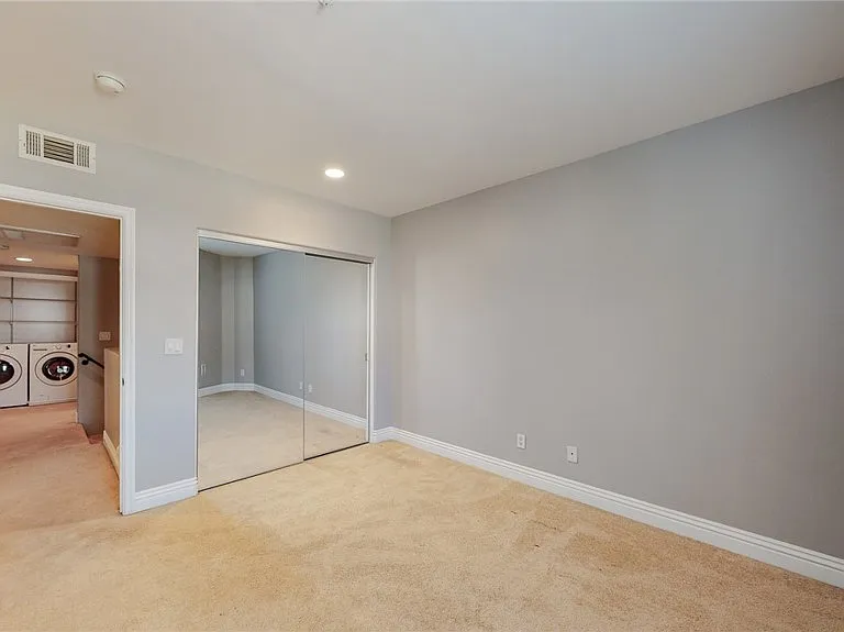 11540 Moorpark St #103 — Photo 26