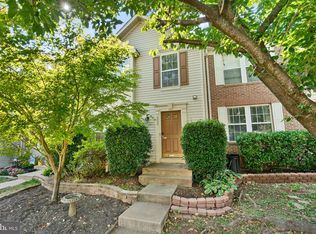 6992 Rogue Forest Ln, Gainesville, VA 20155