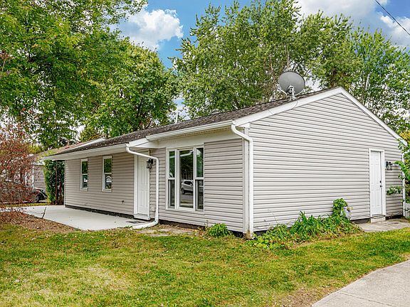 2nd image of 471 Westport Dr