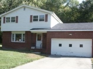 2019 Burning Tree Ln, Youngstown, OH 44505