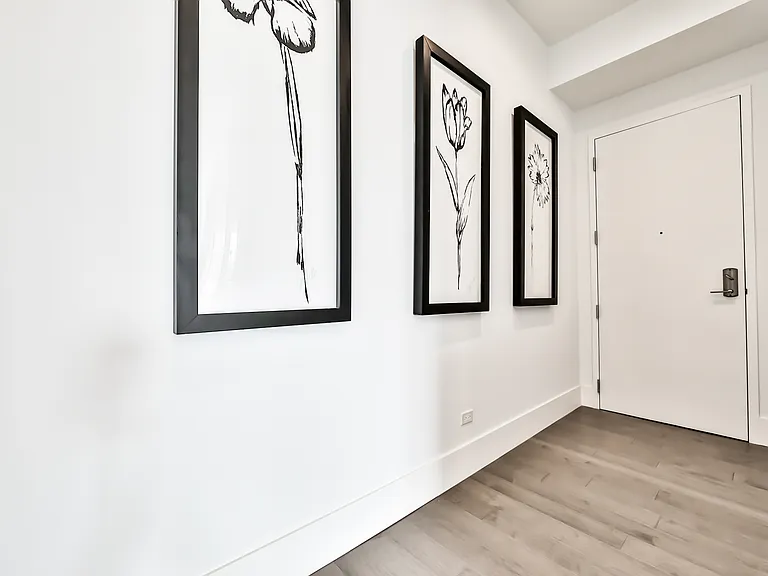 2401 W Wabansia Ave #308 — Photo 6