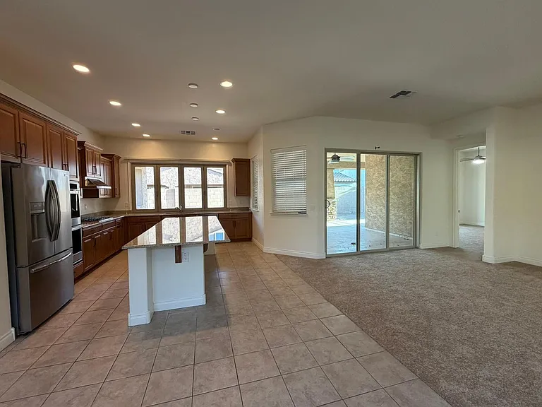 9541 E Theia Dr — Photo 8