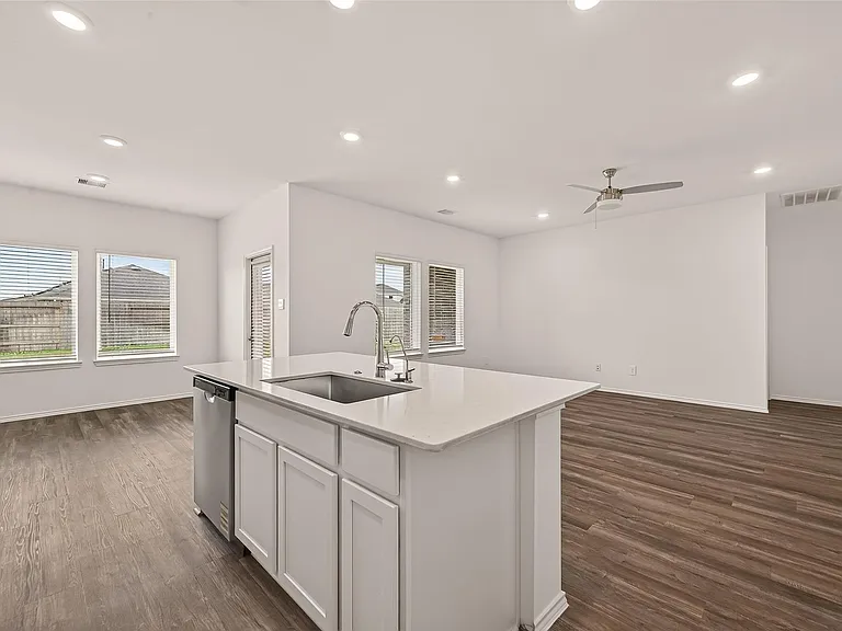 6107 Ginevra Summers Dr — Photo 21