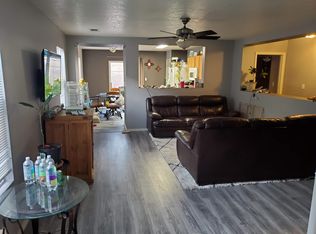 8923 Dakota Ridge Rd SW, Albuquerque, NM 87121