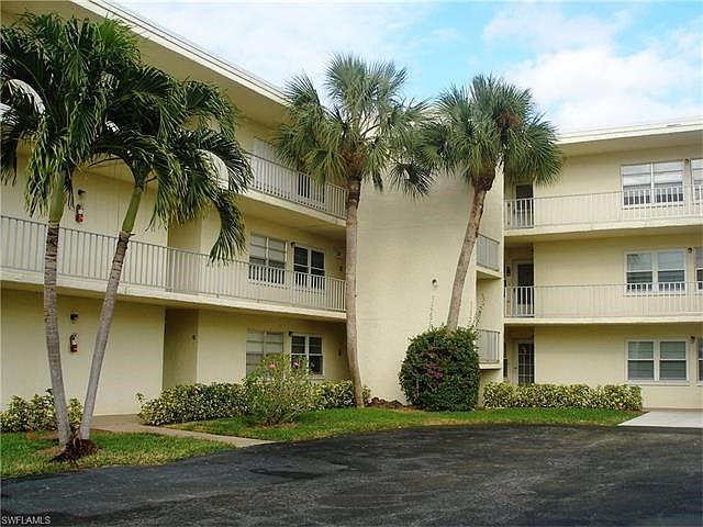 This turnkey 2 bedroom, 2 bath turnkey furnished, 1st floor end residence includes a much coveted carport.