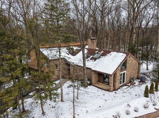 27 Eagle Ln, Reading, PA 19607