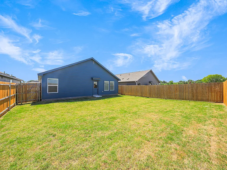 6744 Teal Cir — Photo 24