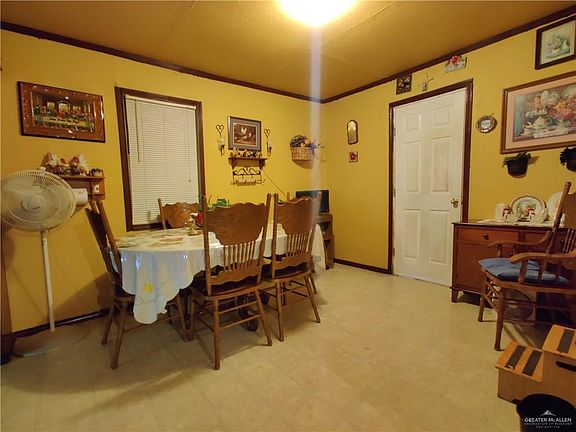 4th image of 604 Green Meadow Dr
