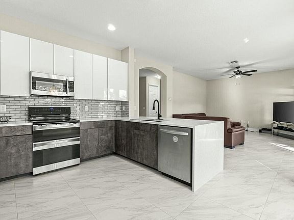 2nd image of 7654 Jewelwood Dr #7654