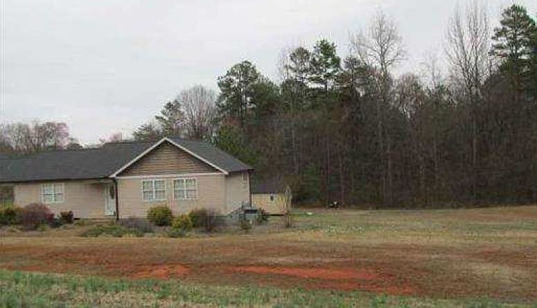2nd image of 235 Kern Carlton Rd