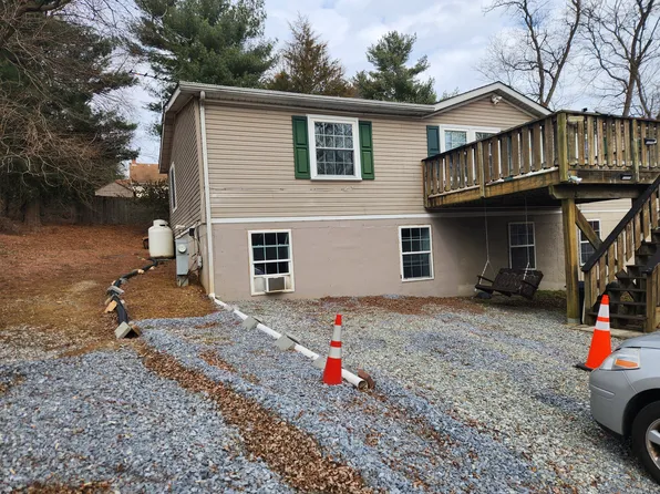 418A McFarlan Rd, Kennett Square, PA 19348