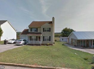 135 Mayflower Cres, Cartersville, GA 30120