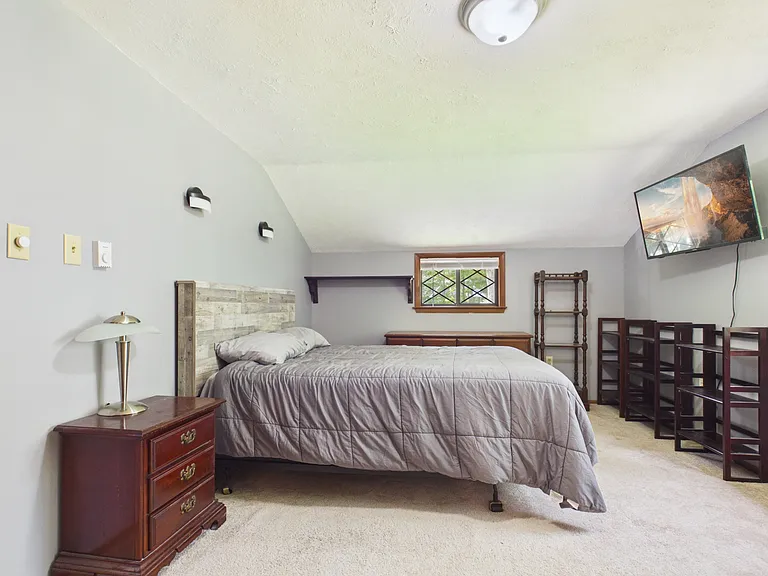 1186 Little Twig Rd #1 — Photo 31