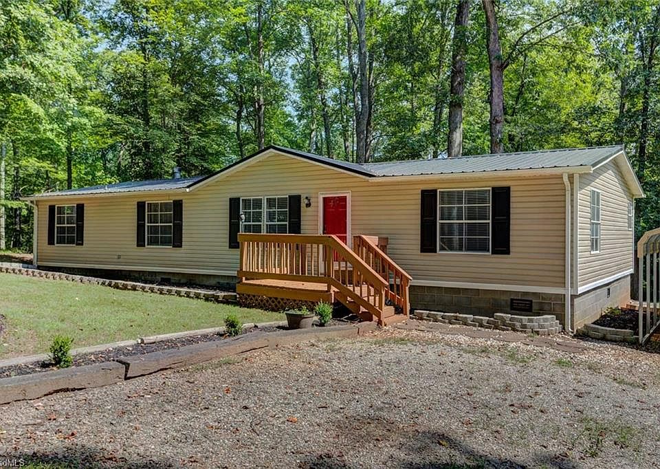 1st image of 207 Guilrock Ln