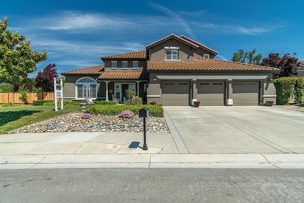 1232 Brook View Ct, Hollister, CA 95023 Zillow