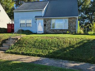 807 Las Vegas Dr, Temple, PA 19560