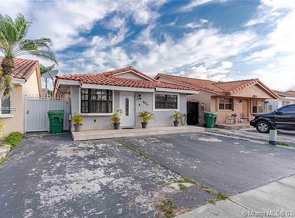 3rd image of 8837 NW 115th St
