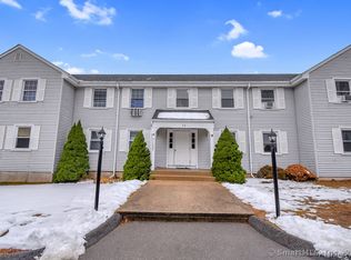 15 Economy Dr APT 6, Westbrook, CT 06498