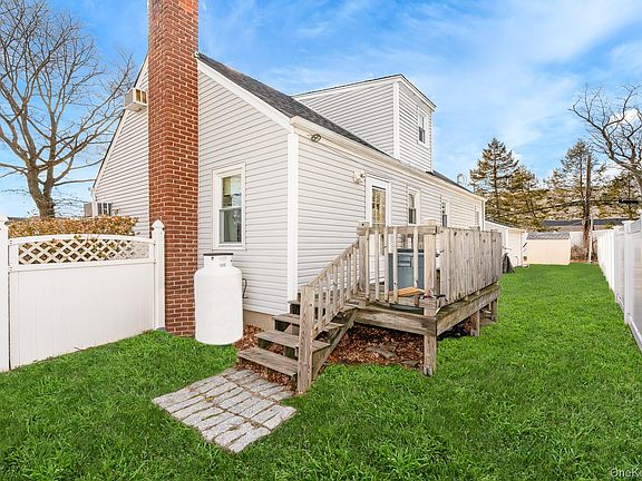 5th image of 3683 Hawk Road